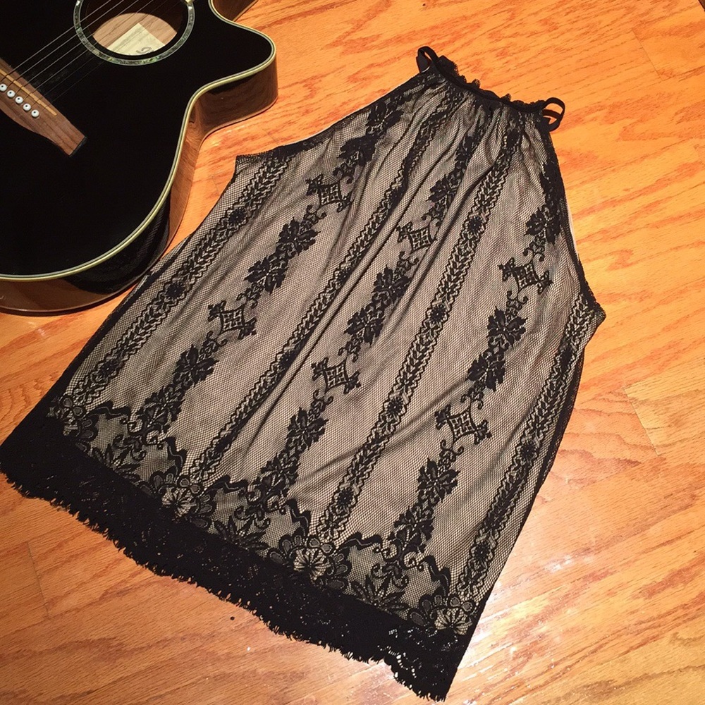 Max Studio Lace Top NWT Size S